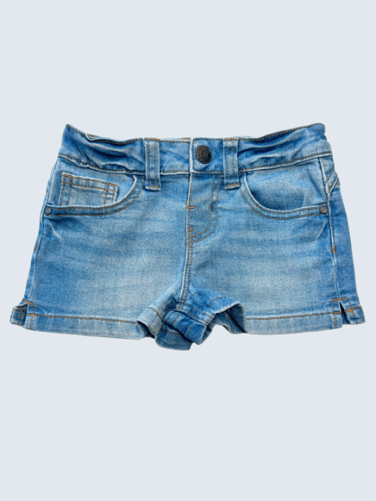 Short d'occasion  3-4 Ans pour fille.