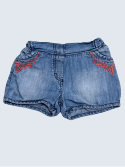 Short d'occasion  4/5 Ans pour fille.