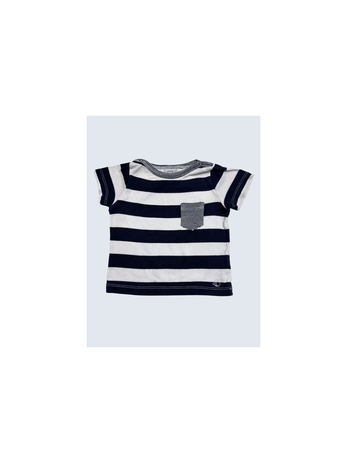 T-Shirt d'occasion Petit Bateau 6 Mois pour garçon.